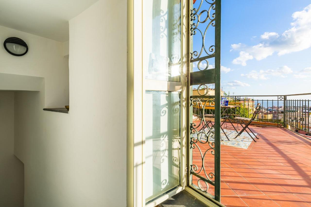 Paola - Hidden Panoramic Garden And Terraces By Napoliapartments Appartement *