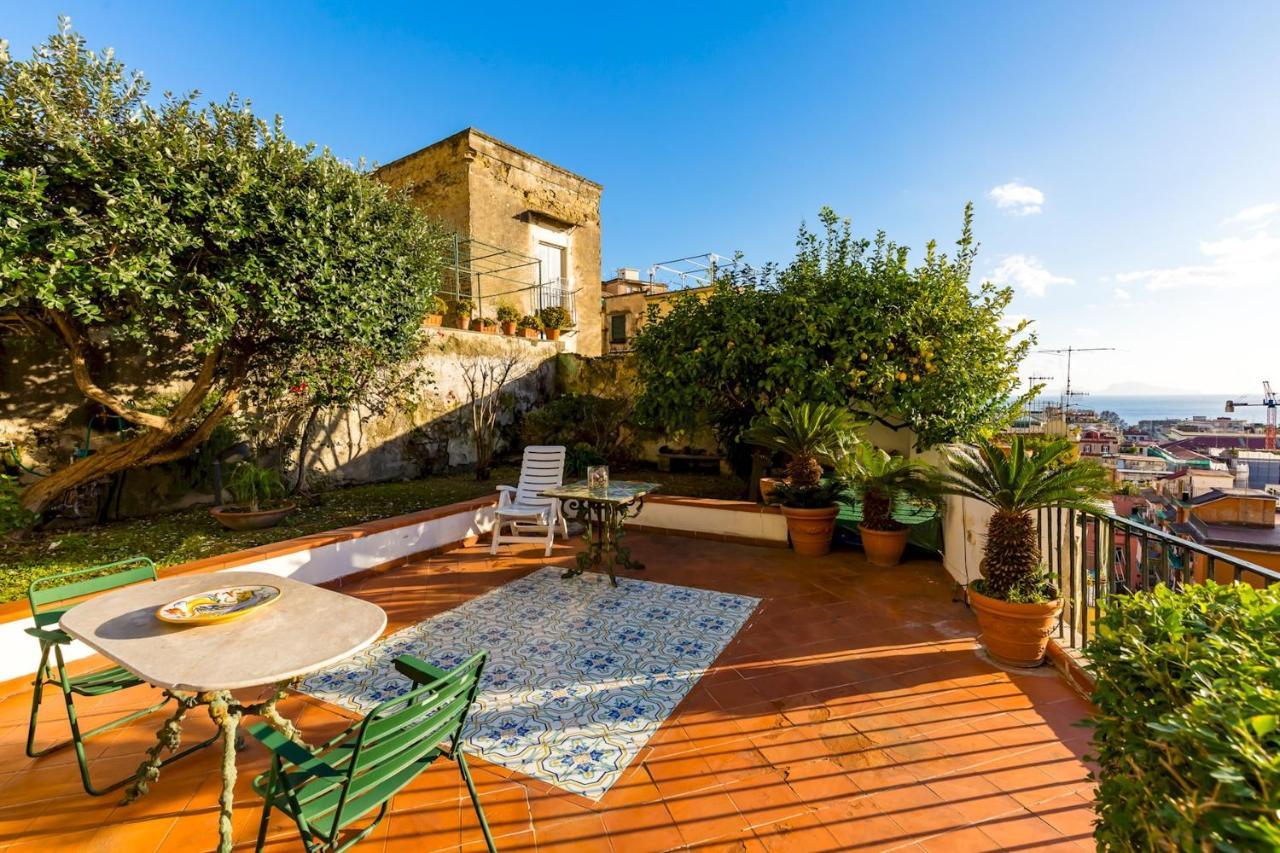 Paola - Hidden Panoramic Garden And Terraces By Napoliapartments Appartement