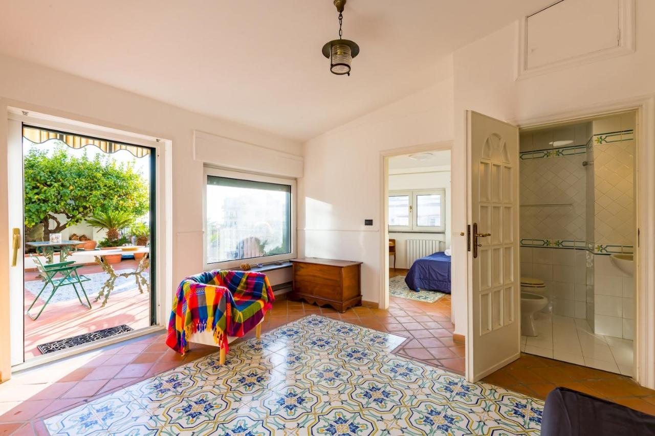 Appartement Paola - Hidden Panoramic Garden And Terraces By Napoliapartments *