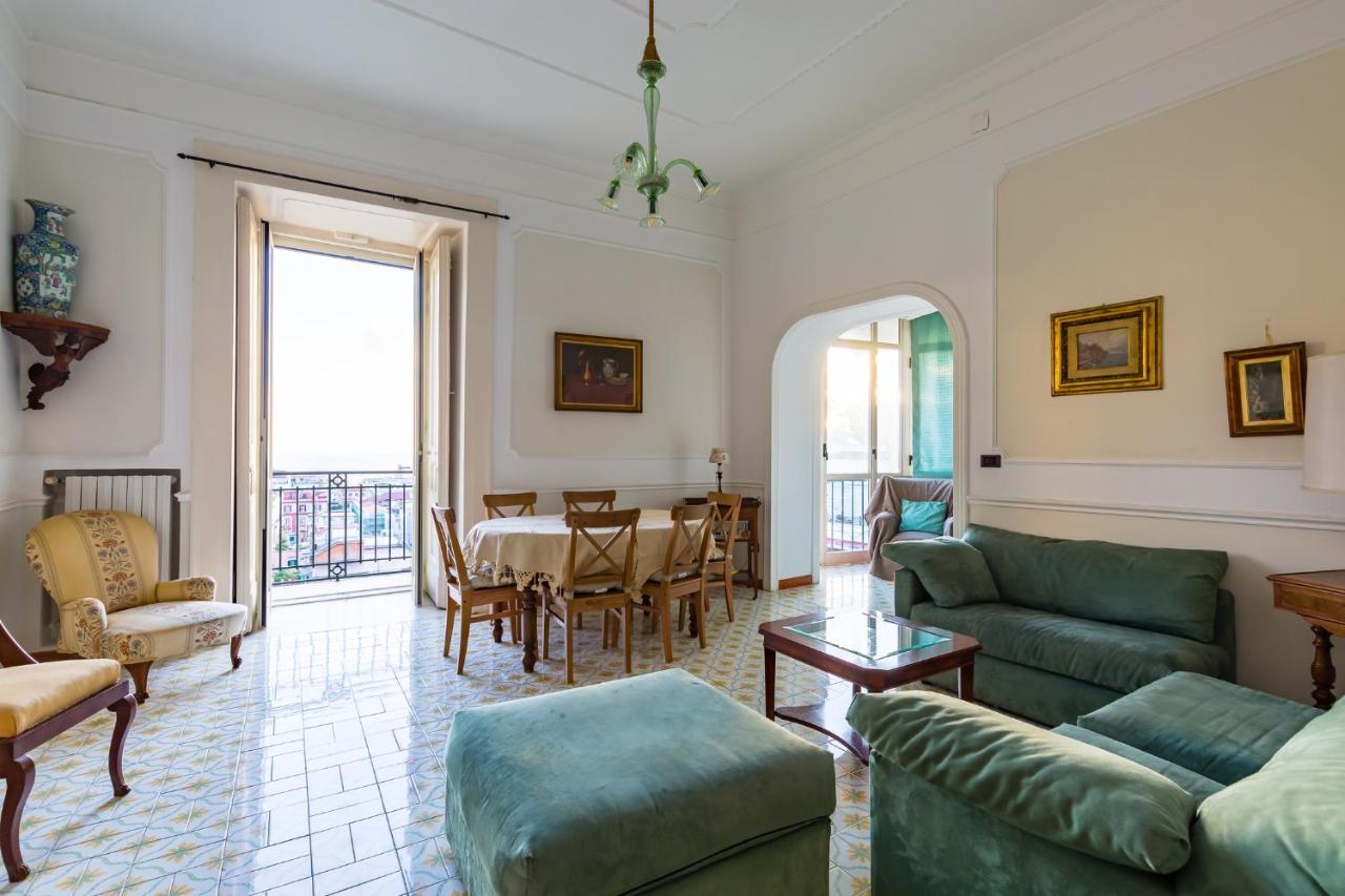 Paola - Hidden Panoramic Garden And Terraces By Napoliapartments Appartement *