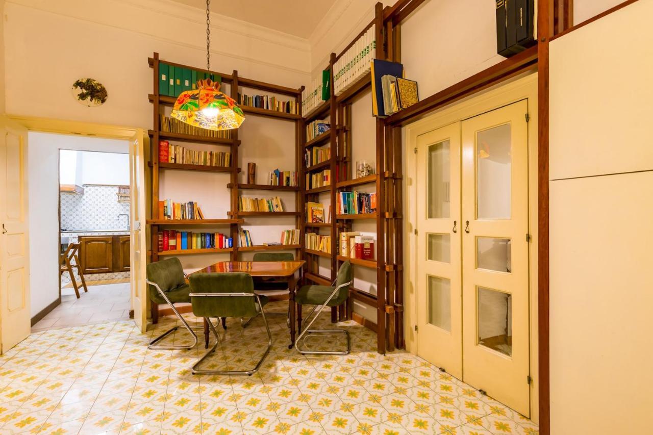 Paola - Hidden Panoramic Garden And Terraces By Napoliapartments Appartement